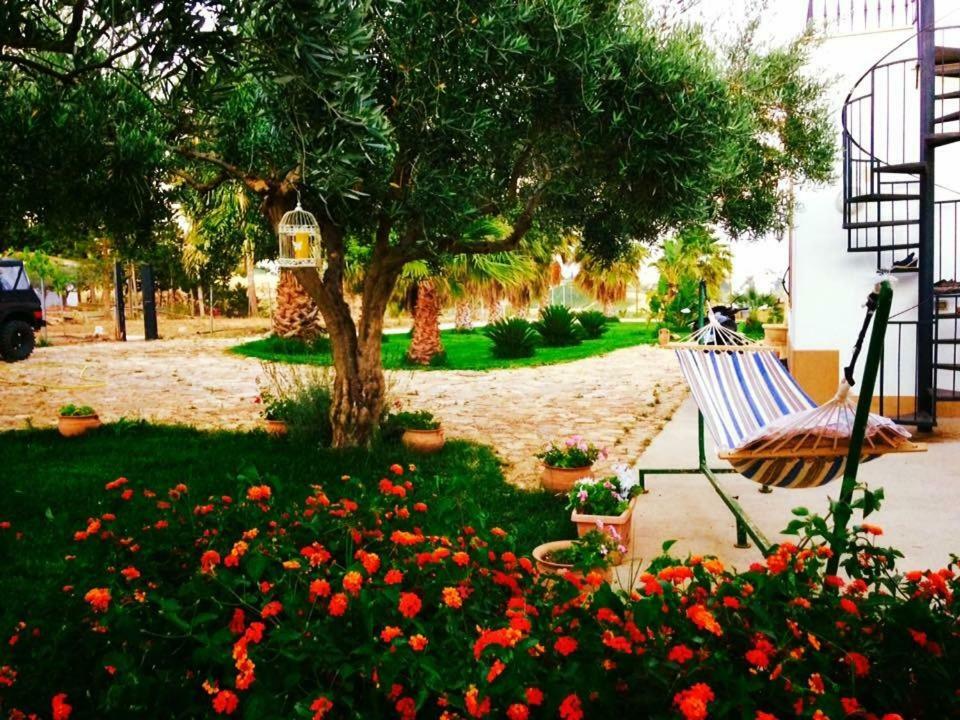 Casa Vacanza Mariaoliva Villa Menfi Exteriör bild